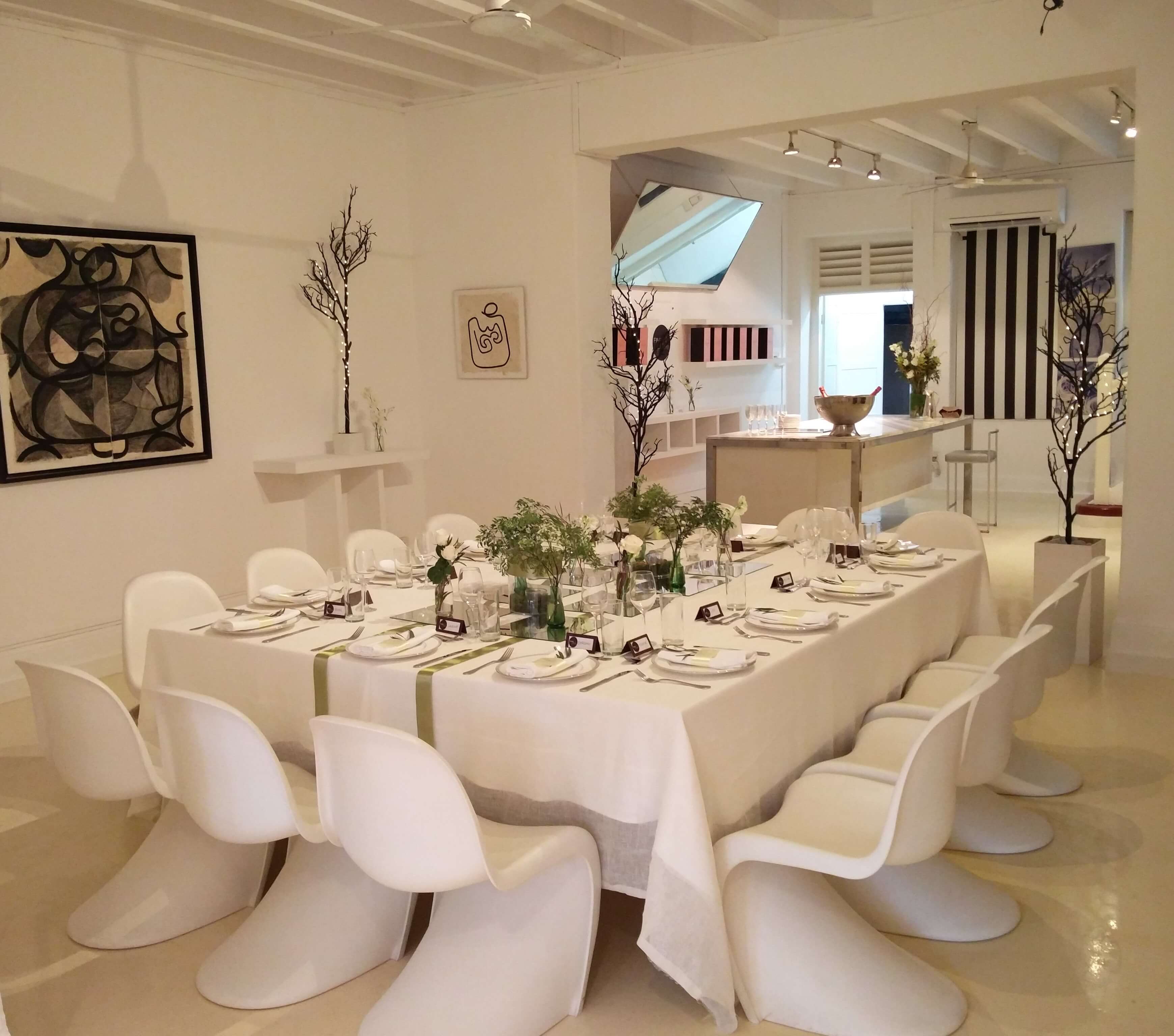 private-dining-with-friends-in-the-comfort-of-your-own-home-fineplate